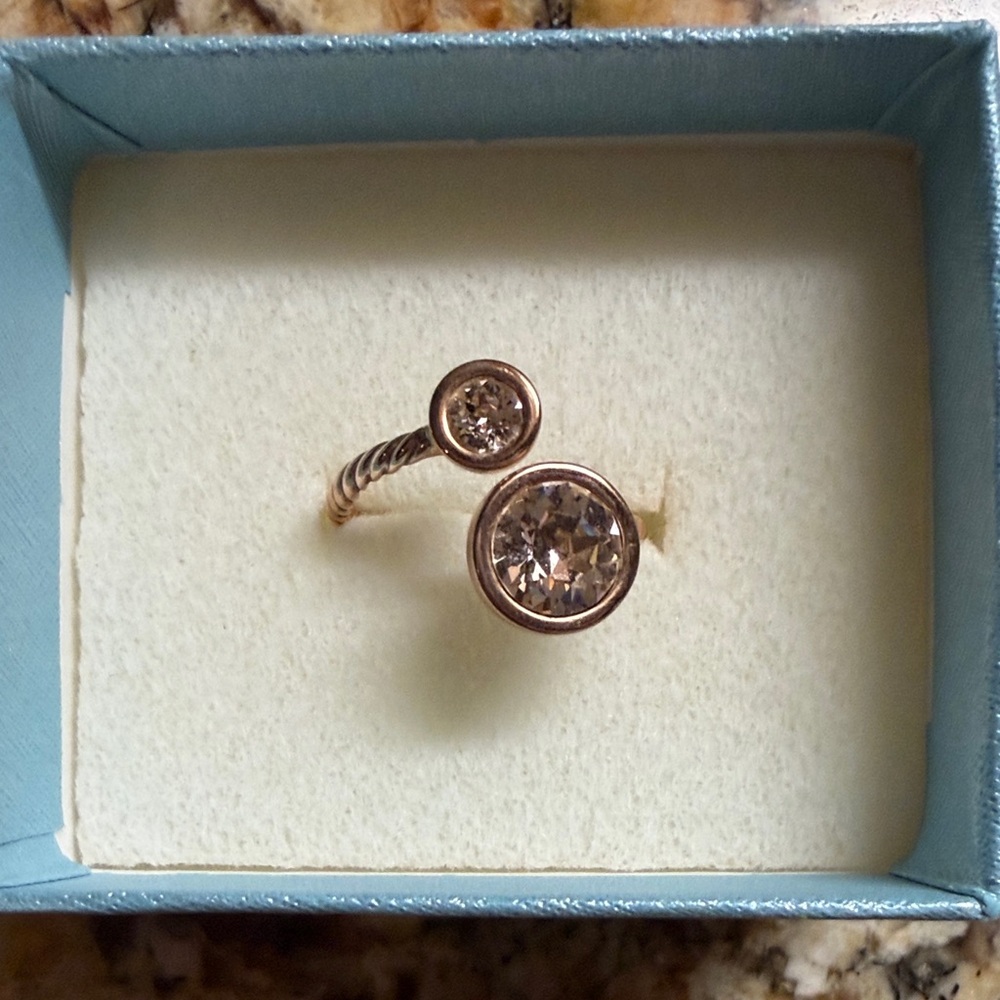 Touchstone Crystal Curled Up Ring, Blush